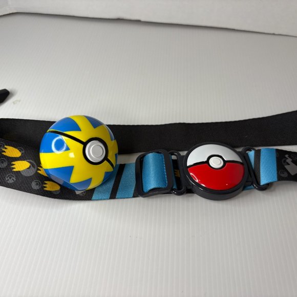 Pokemon Belt Clip N Carry w/Pokeball Nintendo Kids Children Adjustable Waist - Picture 3 of 7